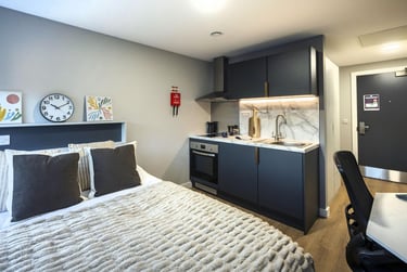 1 bed studio, Jocelyn Square, Merchant City, Glasgow, G15JY - Image 2
